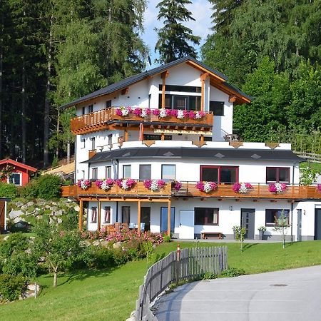 Haus Woehrer / Appartement Fischbacher سخلادميخ الغرفة الصورة